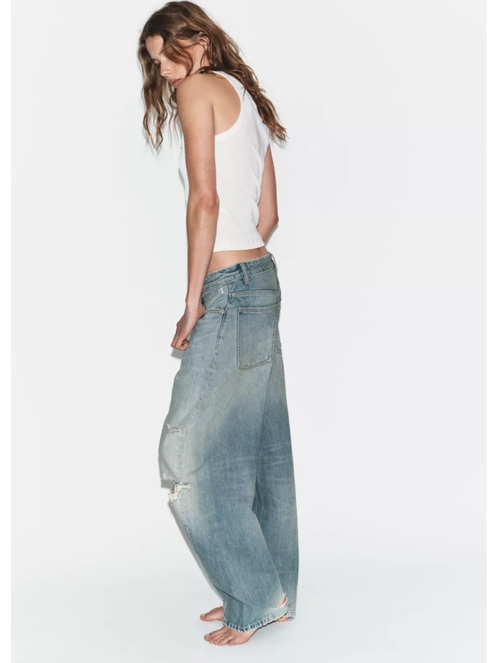 Zara TRF MID-RISE BAGGY
BALLOON JEANS - Picture 5 of 12
